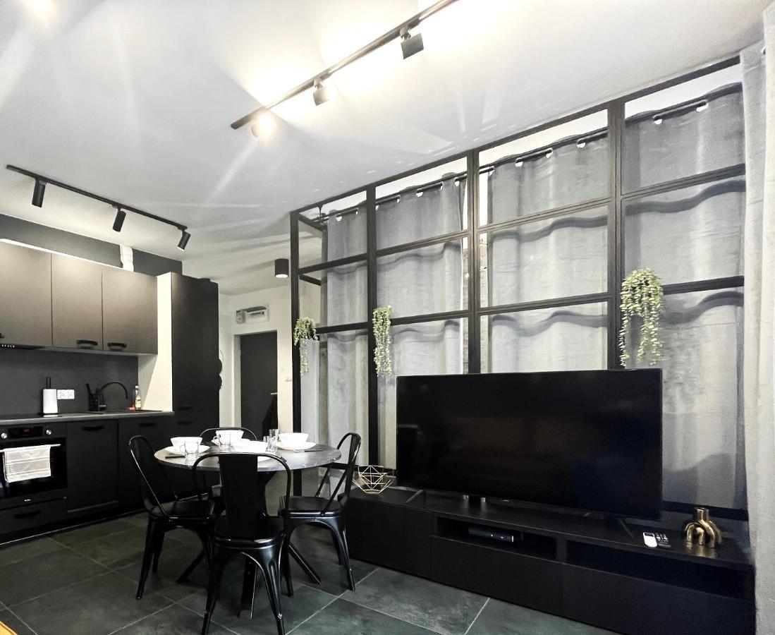 Sunset Apartment Aircon - Self Check-In 24H Wroclaw Bagian luar foto